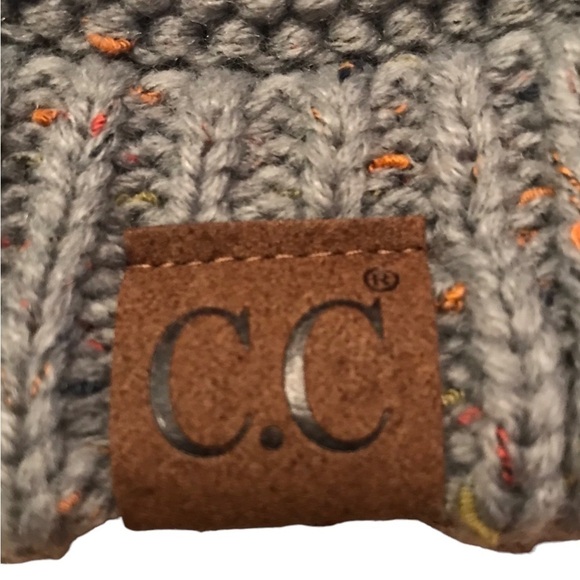 C.C. Ponytail Beanie Hat Knit Winter High Ponytail Messy Bun Gray - Picture 4 of 5